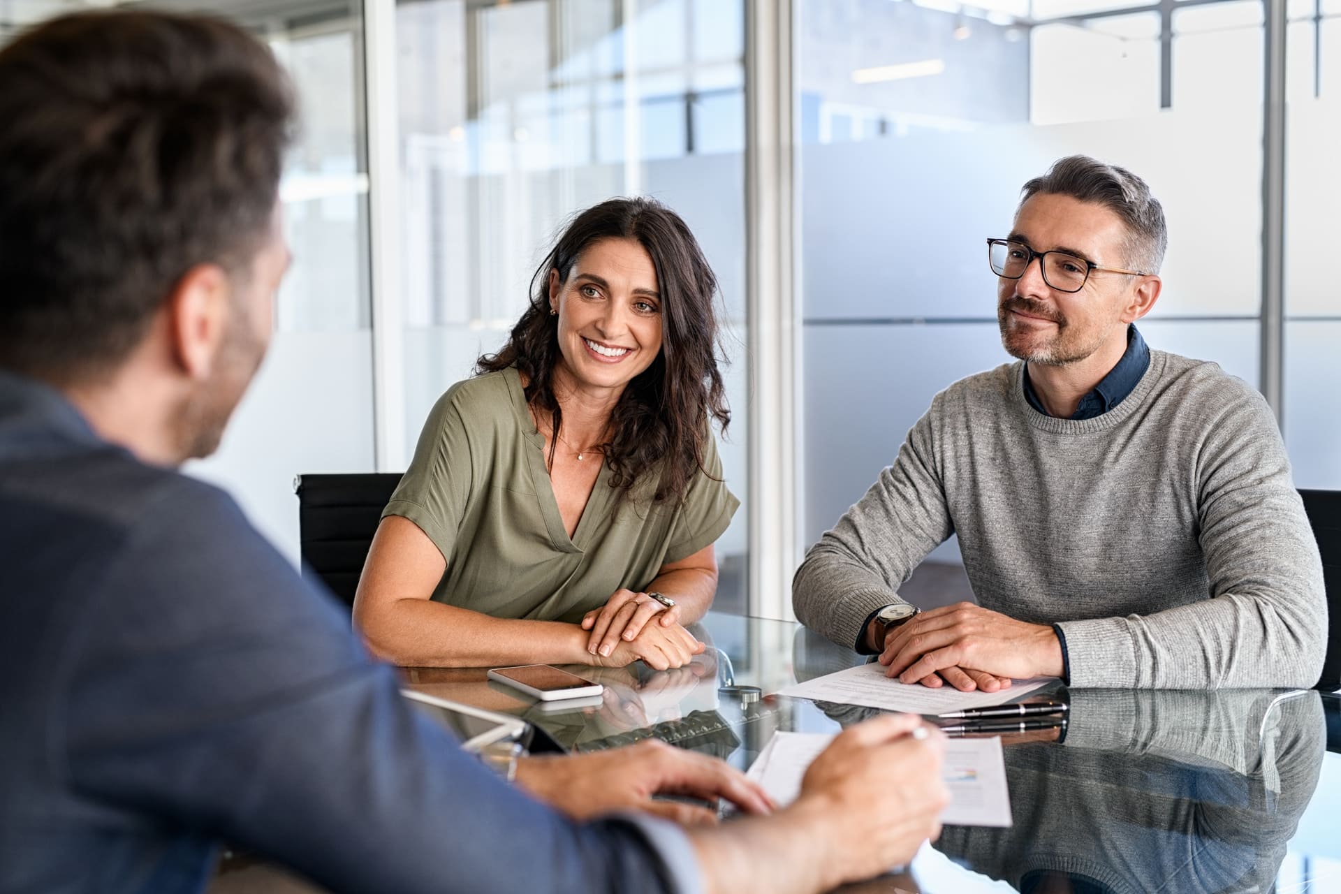 réunion clients cabinet d'assurance